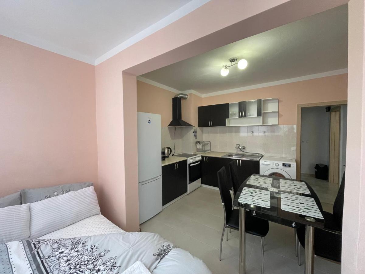 Apartament Emaia Daire Dövlen Dış mekan fotoğraf